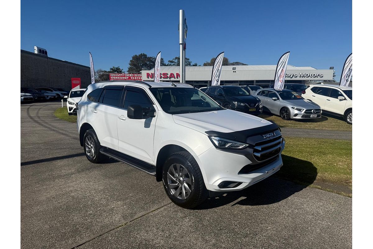 2022 Isuzu MU-X LS-U