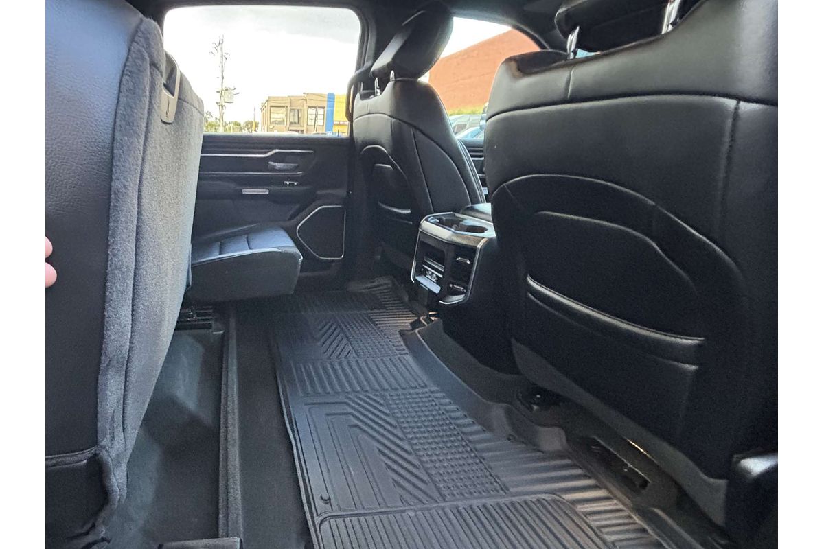 2023 RAM 1500 Laramie Sport RamBox DT 4X4 SWB