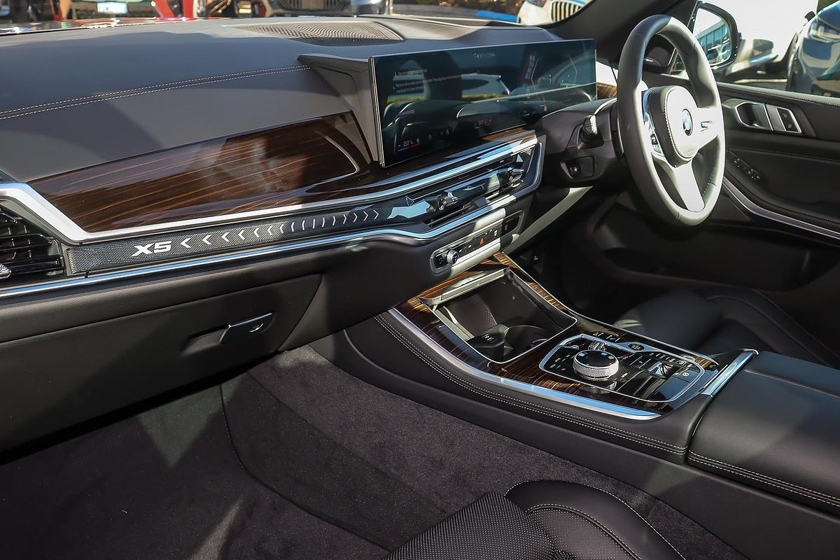 2025 BMW X5 xDrive30d M Sport G05 LCI