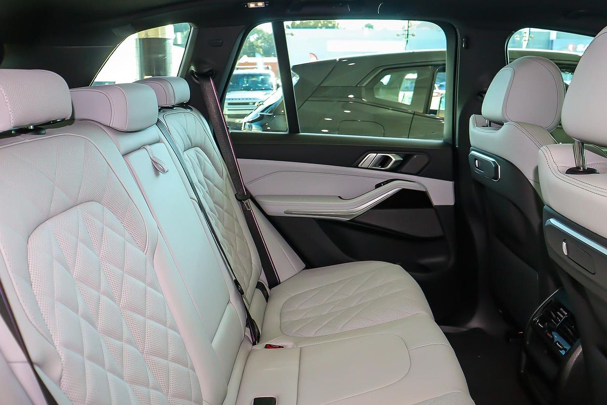 2025 BMW X5 xDrive30d M Sport G05 LCI