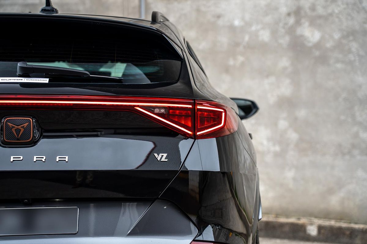2024 CUPRA Formentor VZx KM