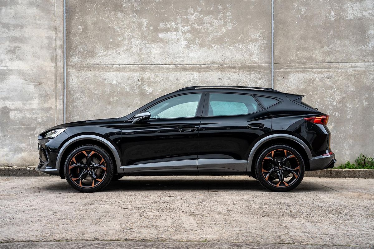 2024 CUPRA Formentor VZx KM