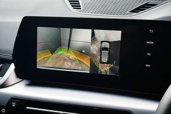 2024 BMW iX1 eDrive20 xLine U11