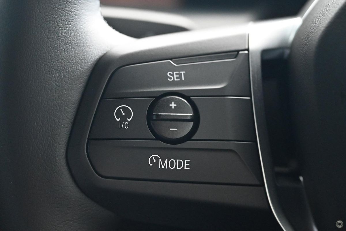 2024 BMW iX1 eDrive20 xLine U11