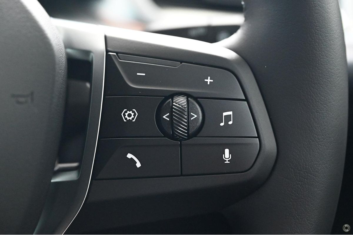2024 BMW iX1 eDrive20 xLine U11