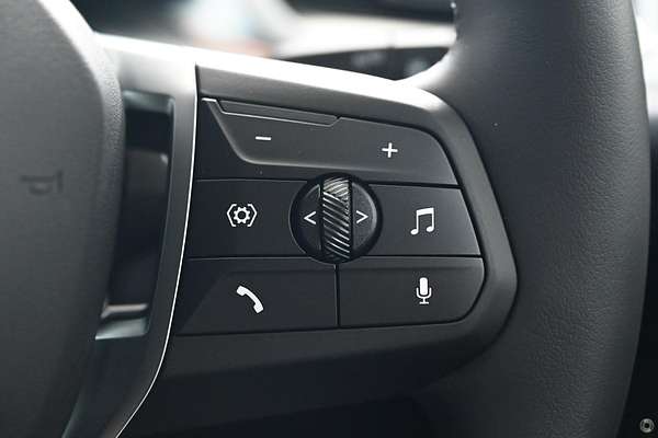 2024 BMW iX1 eDrive20 xLine U11
