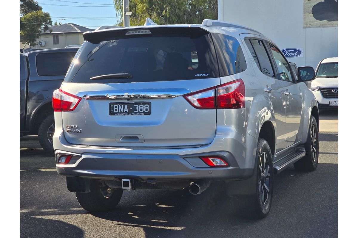 2021 Isuzu MU-X LS-T