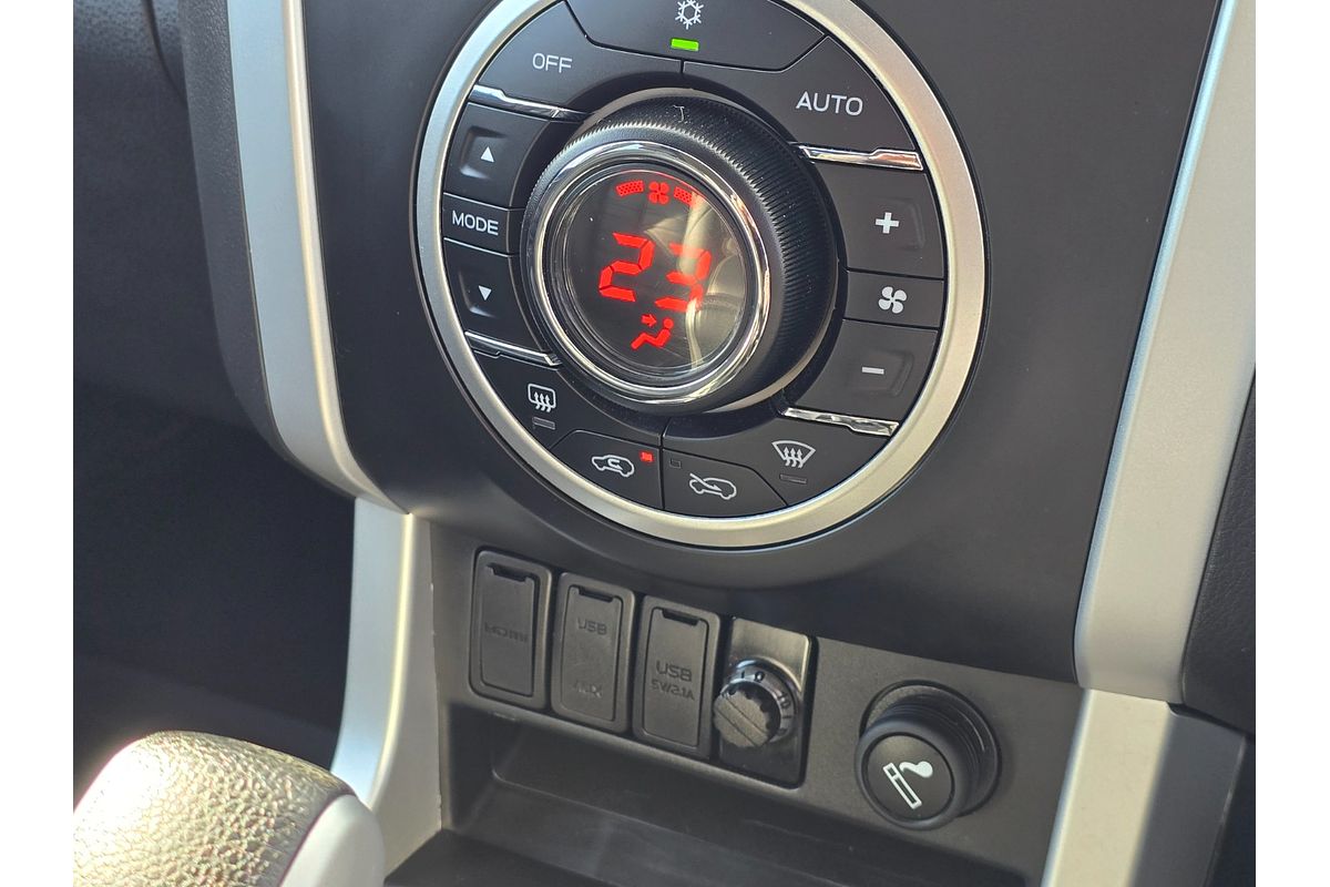 2021 Isuzu MU-X LS-T