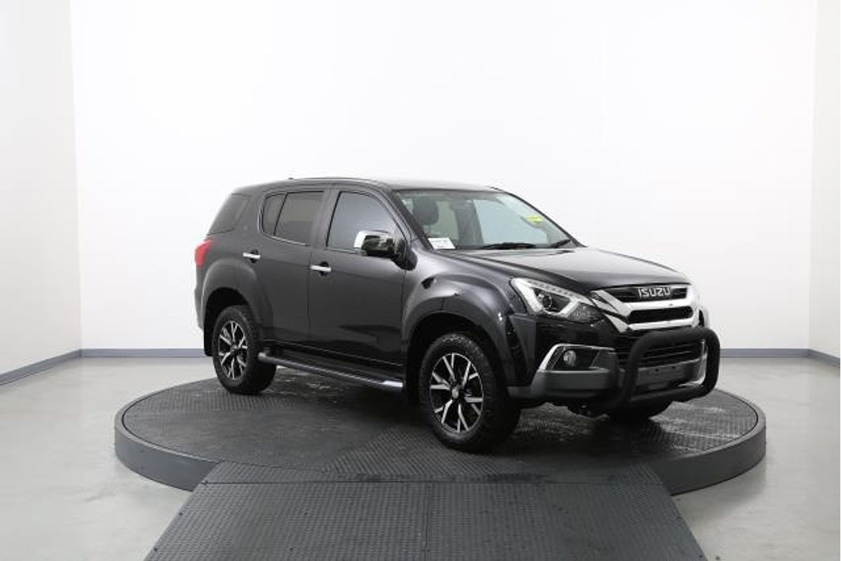 2021 Isuzu MU-X LS-U