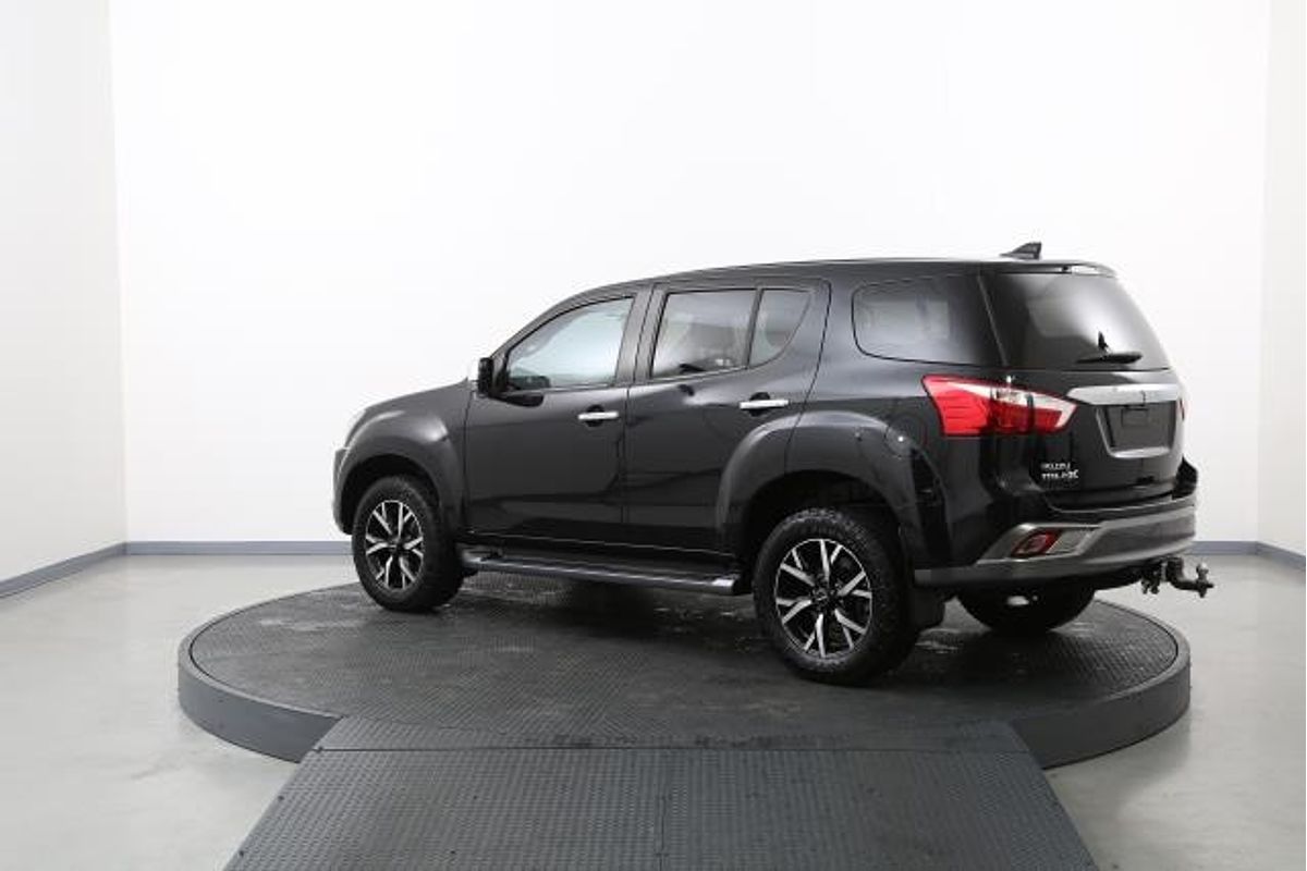 2021 Isuzu MU-X LS-U