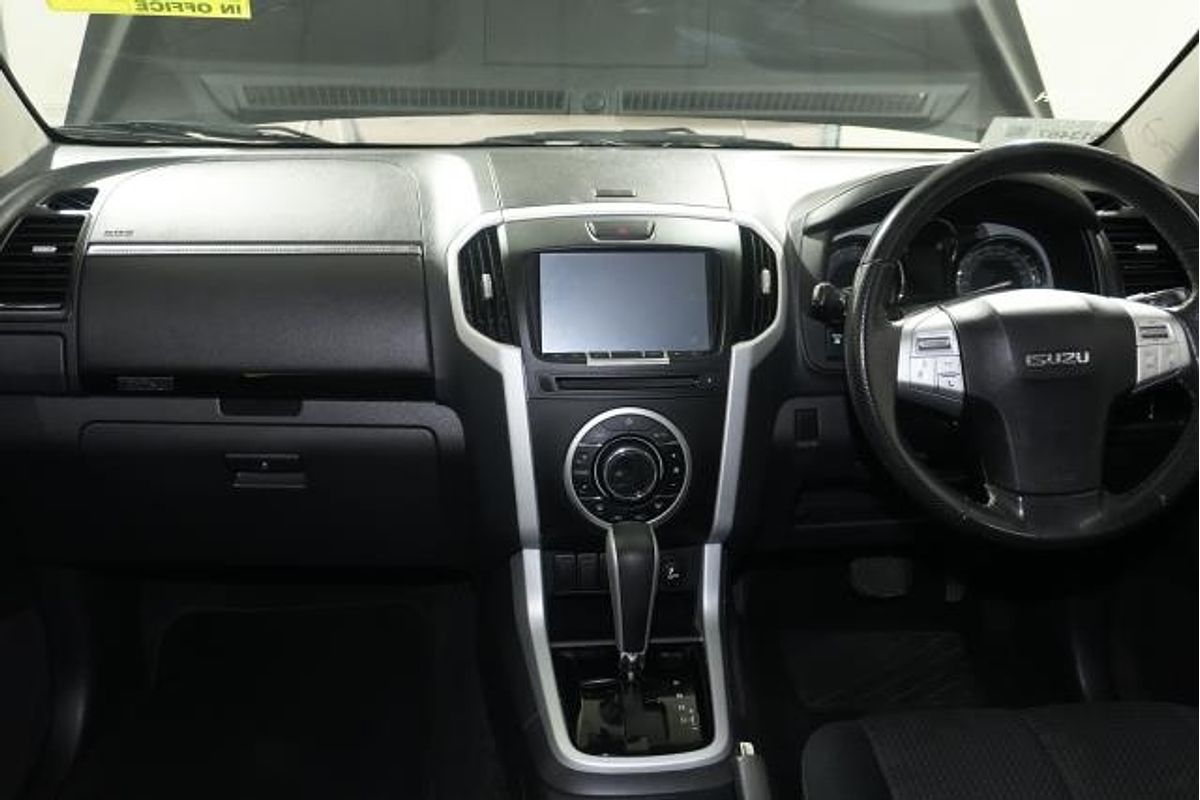 2021 Isuzu MU-X LS-U