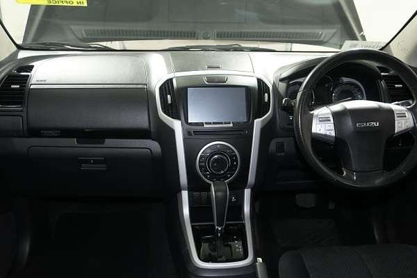 2021 Isuzu MU-X LS-U