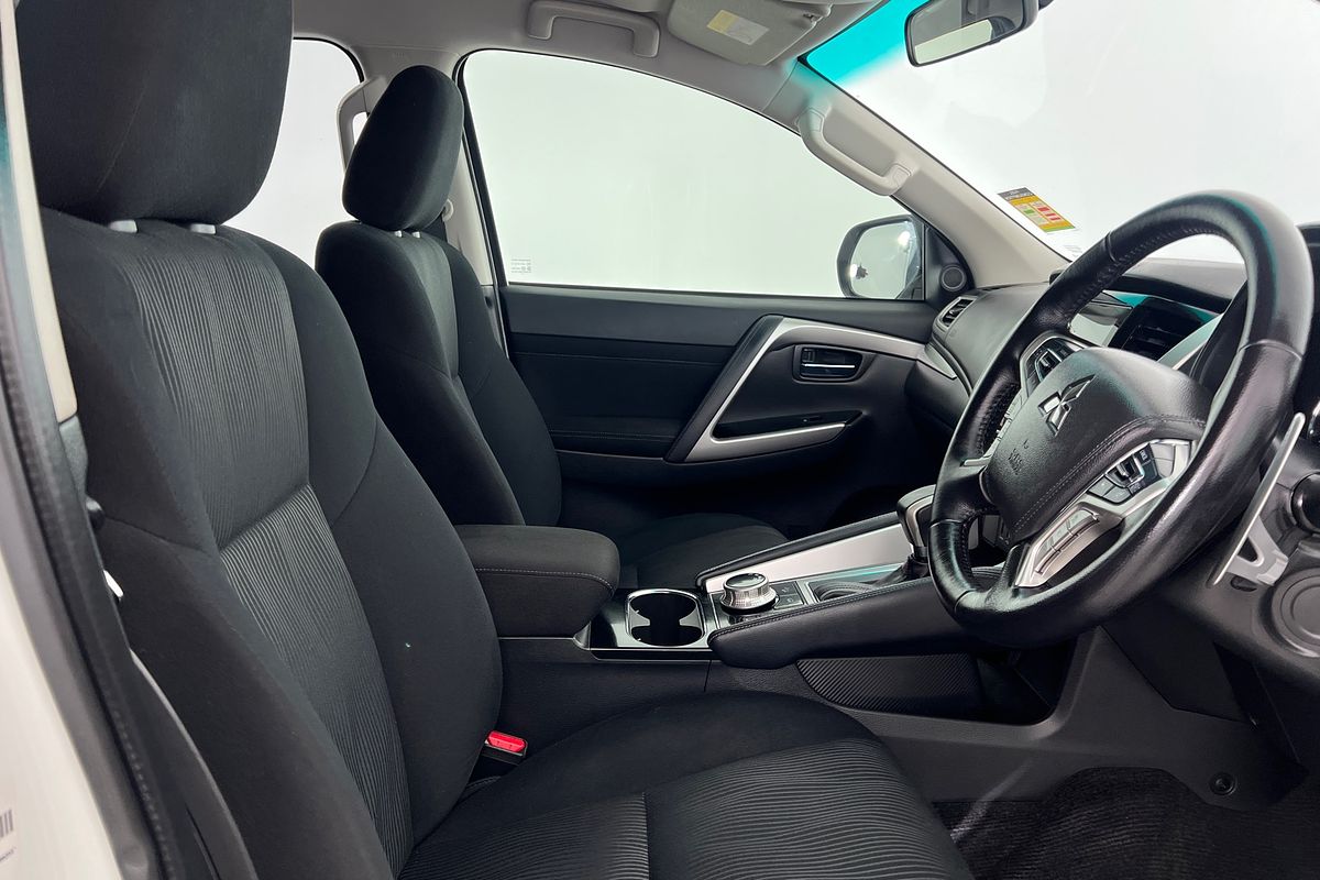 2021 Mitsubishi Pajero Sport GLX QF