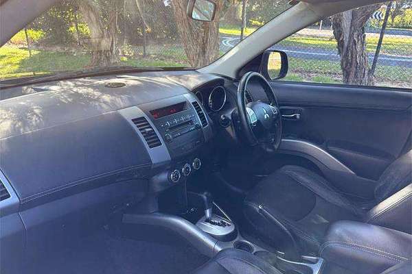 2012 Mitsubishi Outlander LS ZH