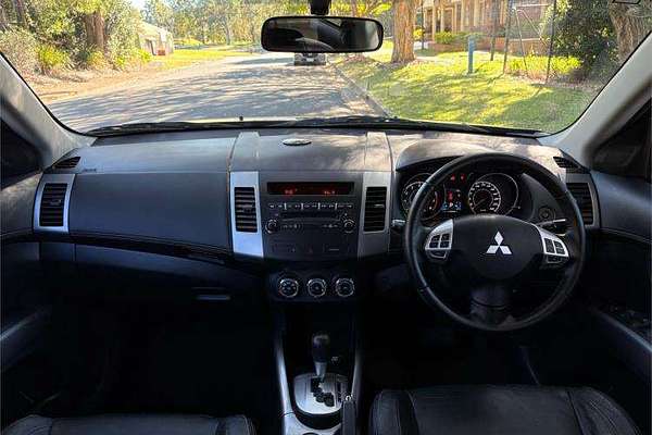 2012 Mitsubishi Outlander LS ZH
