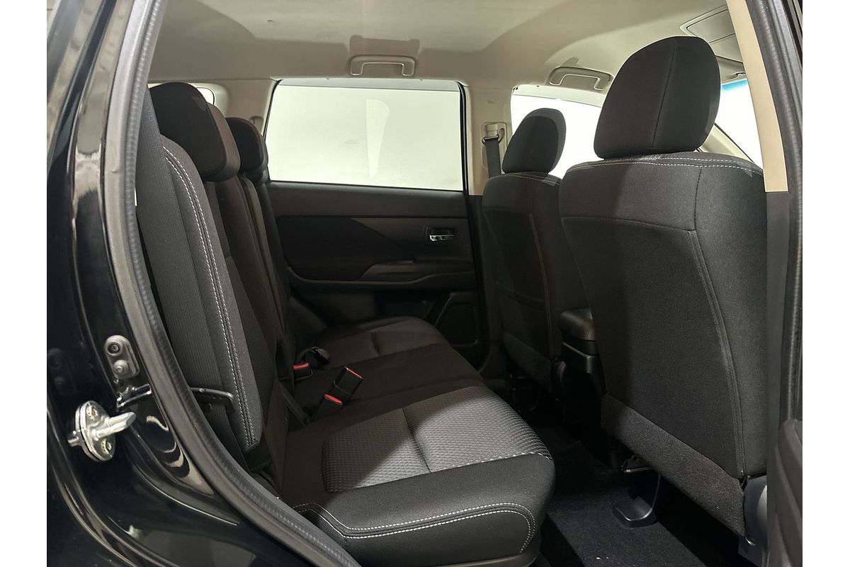2016 Mitsubishi Outlander LS ZK