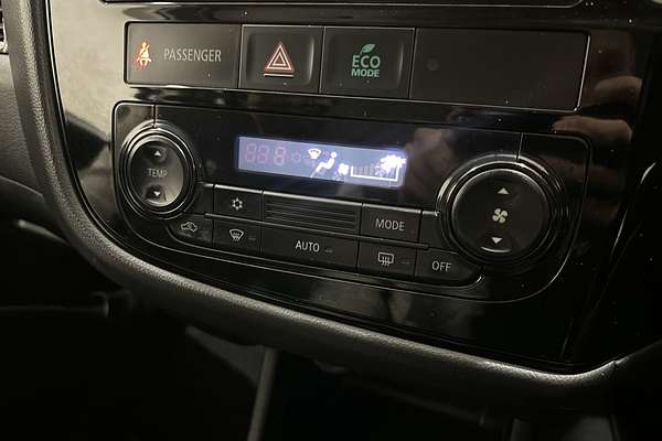 2016 Mitsubishi Outlander LS ZK