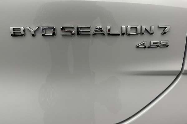 2025 BYD SEALION 7 Performance