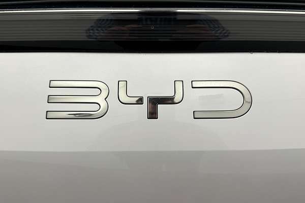 2025 BYD SEALION 7 Performance