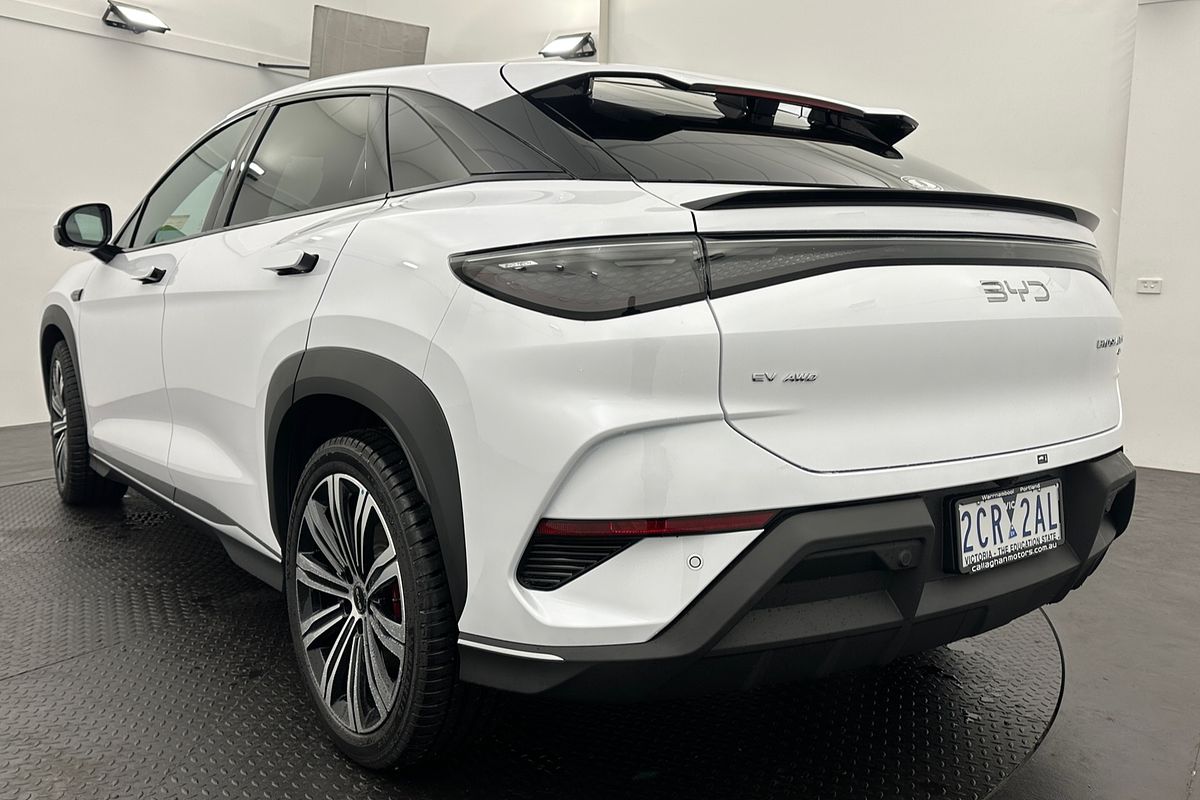 2025 BYD SEALION 7 Performance