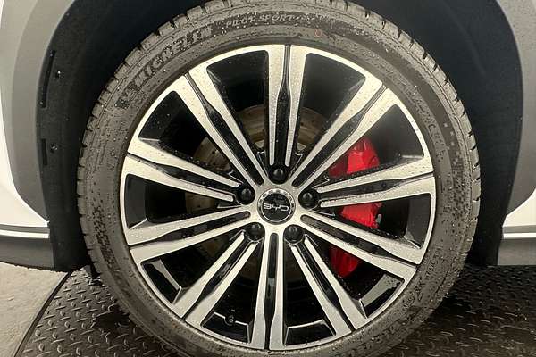 2025 BYD SEALION 7 Performance