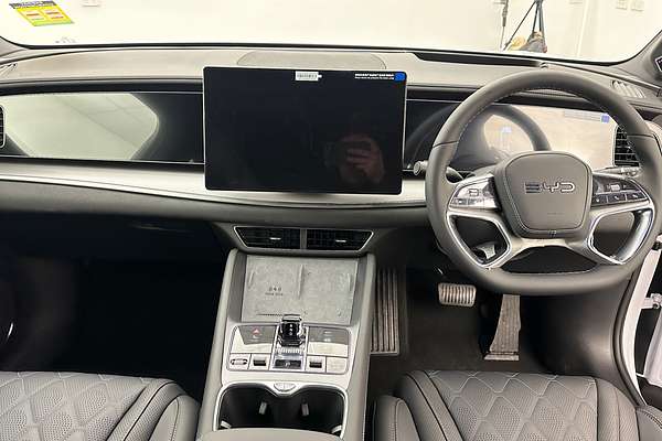 2025 BYD SEALION 7 Performance