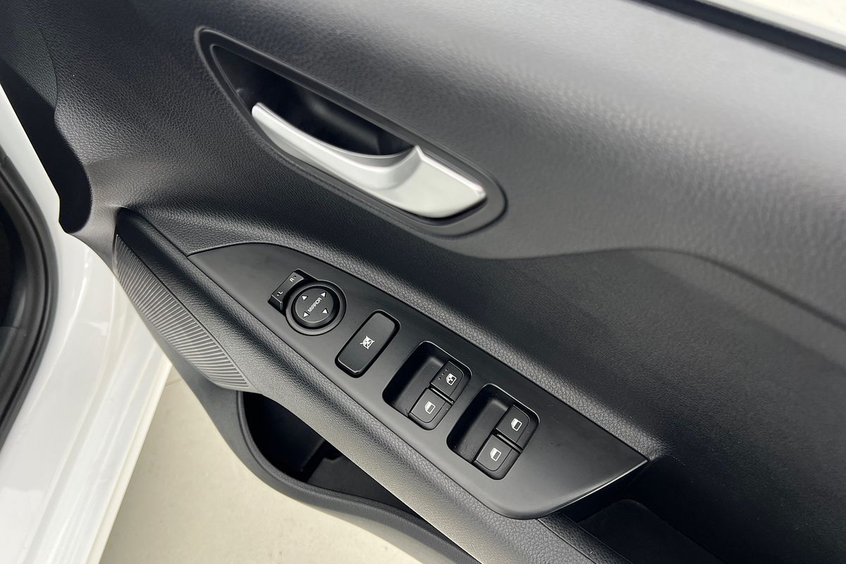 2023 Kia Rio S YB