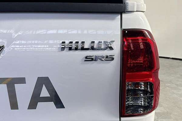 2017 Toyota Hilux SR5 GUN126R 4X4