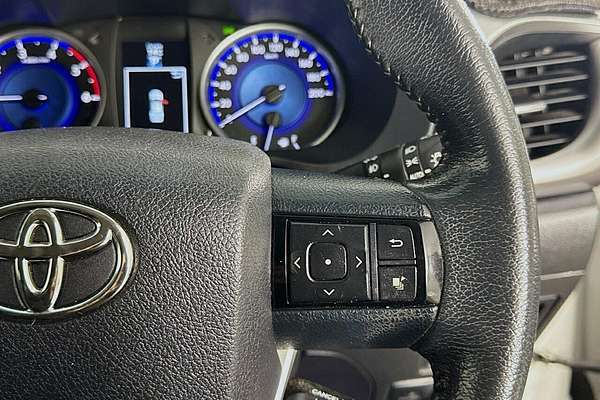 2017 Toyota Hilux SR5 GUN126R 4X4