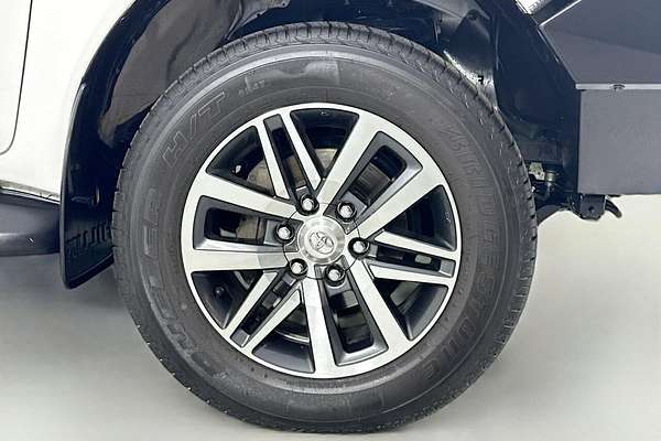 2017 Toyota Hilux SR5 GUN126R 4X4