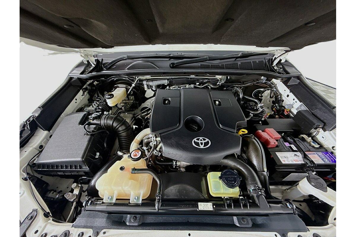 2017 Toyota Hilux SR5 GUN126R 4X4