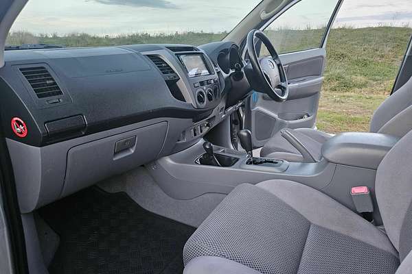 2011 Toyota Hilux SR5 KUN26R 4X4