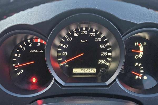 2011 Toyota Hilux SR5 KUN26R 4X4