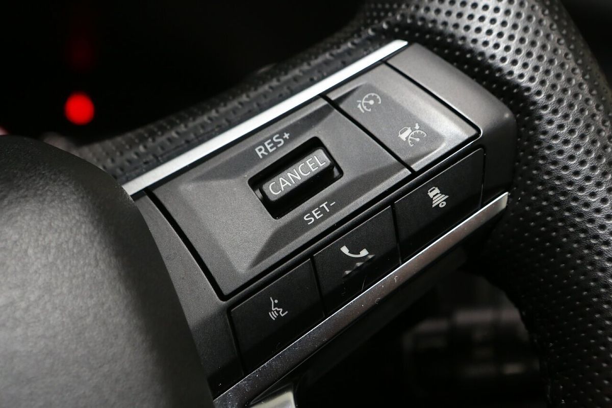 2024 Mitsubishi Outlander LS ZM