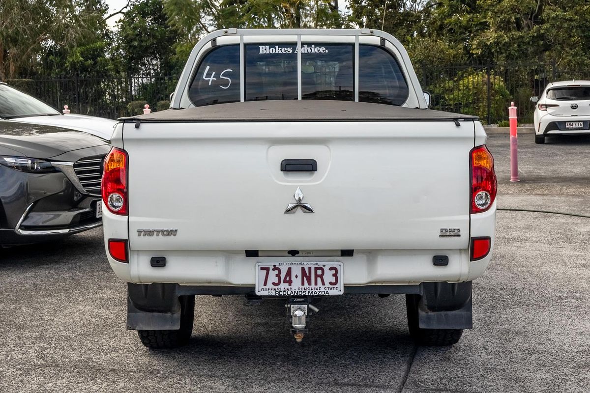 2015 Mitsubishi Triton GLX MN 4X4