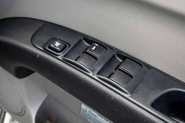 2015 Mitsubishi Triton GLX MN 4X4