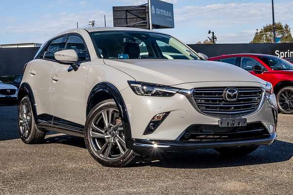 2025 Mazda CX-3 G20 Akari DK