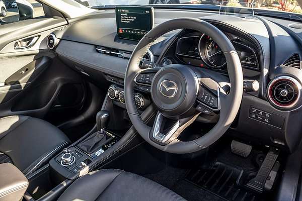 2025 Mazda CX-3 G20 Akari DK