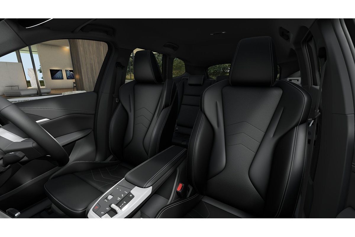 2025 BMW X1 xDrive20i U11
