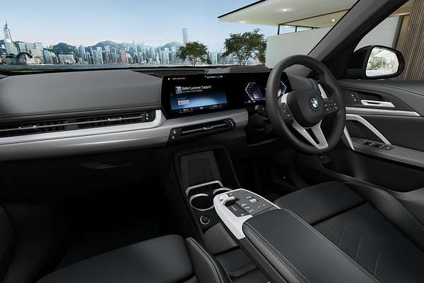 2025 BMW X1 xDrive20i U11