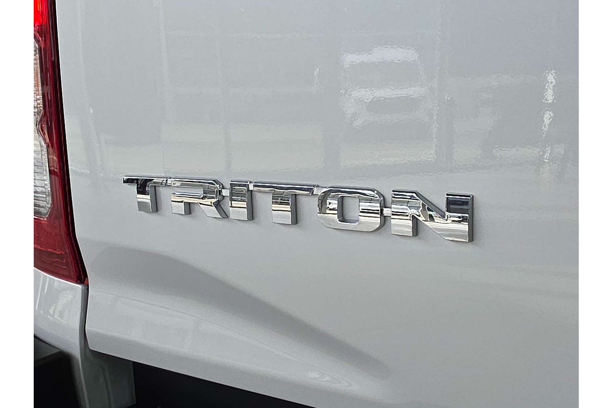 2025 Mitsubishi Triton GSR MV 4X4