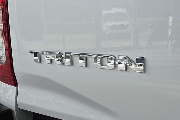 2025 Mitsubishi Triton GSR MV 4X4