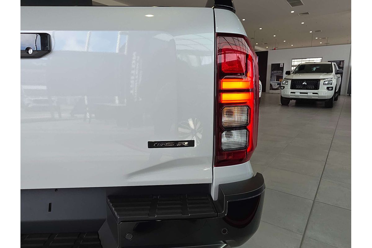 2025 Mitsubishi Triton GSR MV 4X4