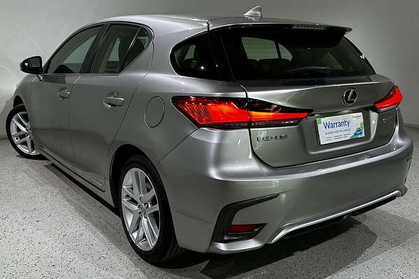 2017 Lexus CT CT200h Luxury ZWA10R