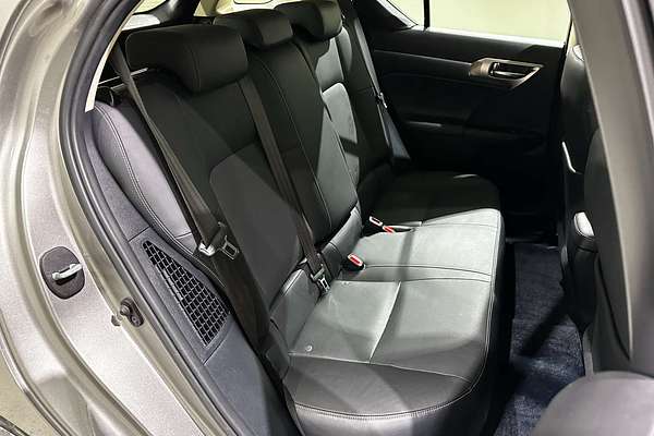 2017 Lexus CT CT200h Luxury ZWA10R