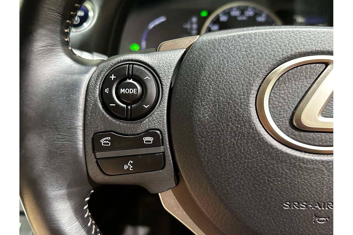 2017 Lexus CT CT200h Luxury ZWA10R