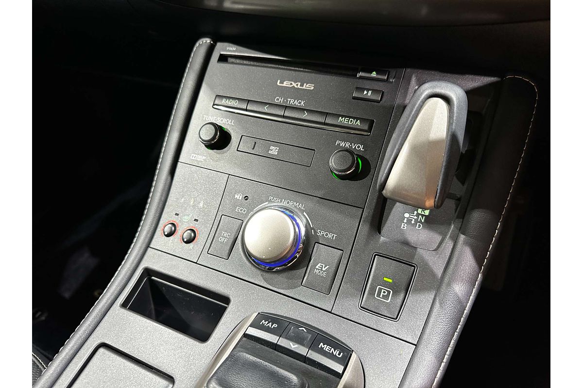 2017 Lexus CT CT200h Luxury ZWA10R