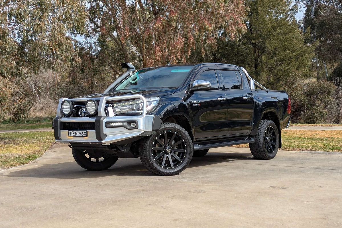 2018 Toyota Hilux SR5 GUN126R 4X4