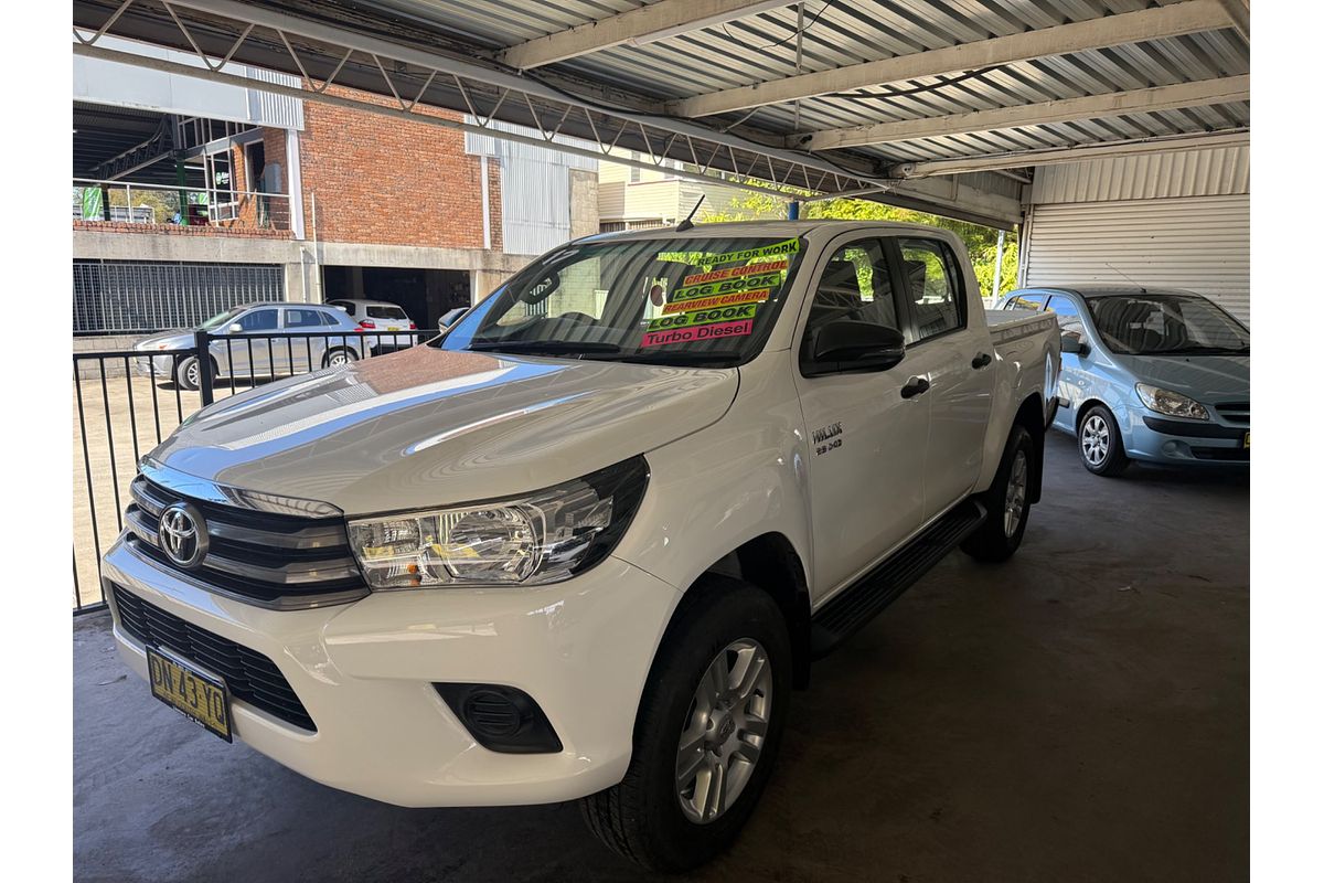 2017 Toyota Hilux SR GUN126R 4X4