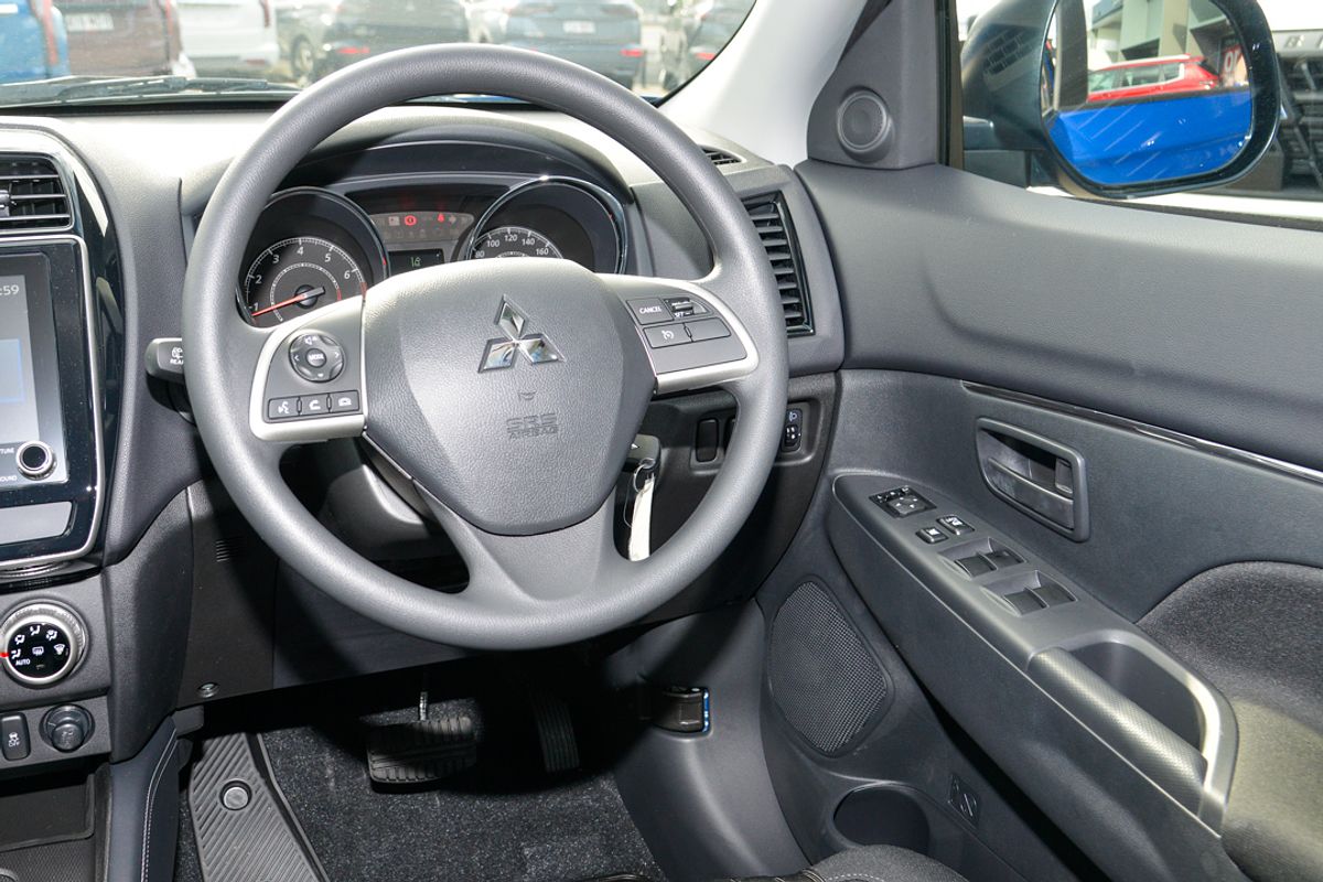 2024 Mitsubishi ASX ES XD